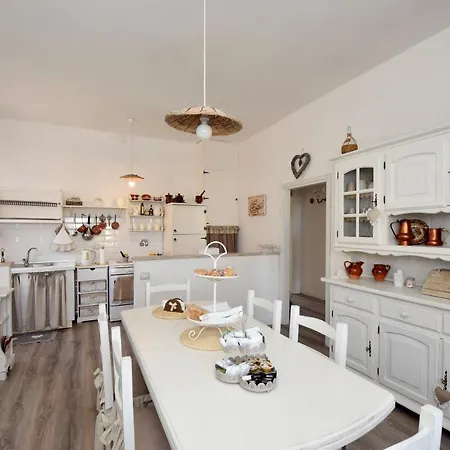 Shabby House Nonna Peppa Appartement Campello sul Clitunno Buitenkant foto